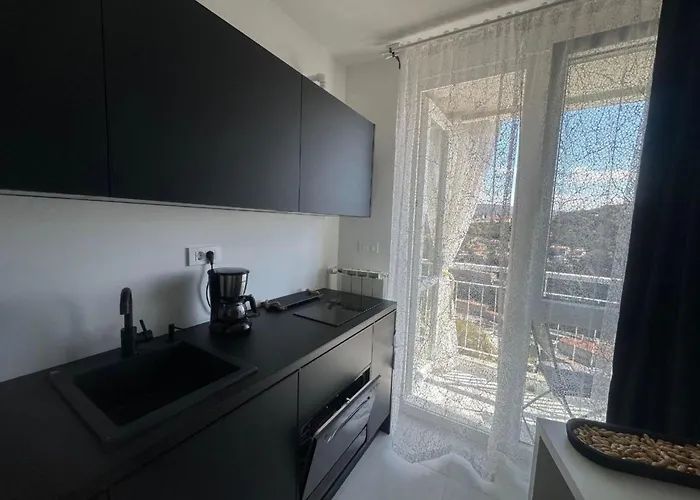 Fiorino Apartment-studio Mit Balkon By Interhome *