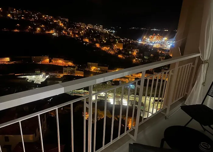 Fiorino Apartment-studio Mit Balkon By Interhome * Ριέκα