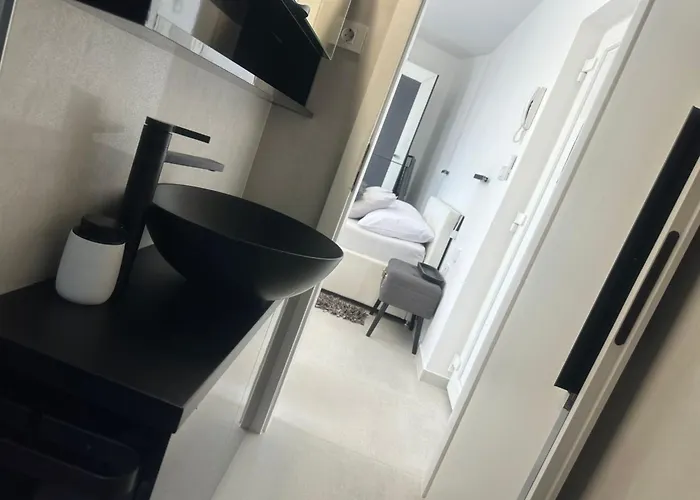 Fiorino Apartment-studio Mit Balkon By Interhome Fiume